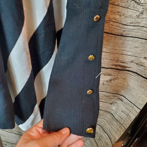 JM Collection Women's Printed Poncho Turtleneck Sweater Size 2X - Picture 3 of 9